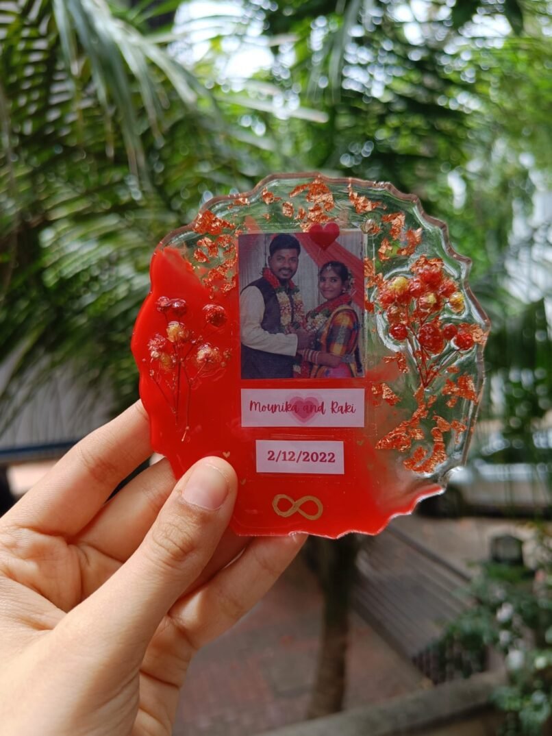 resin art photo frame, resin gifts nagpur, resin gifts india, resin frames